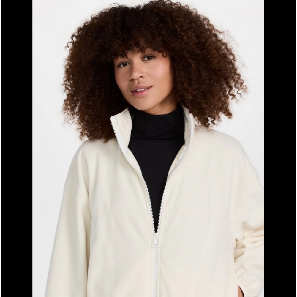 NWT Beyond Yoga Feeling Chill Jacket Size Small - Picture 3 of 5